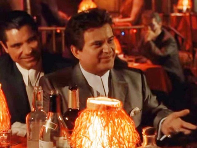 one-of-the-most-famous-scenes-in-goodfellas-is-based-on-something-that-actually-happened-to-joe-pesci-e1444686162258.jpg
